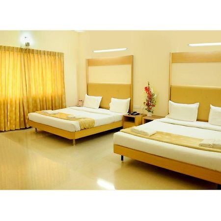מדוראי Hotel Rajadhane מראה חיצוני תמונה