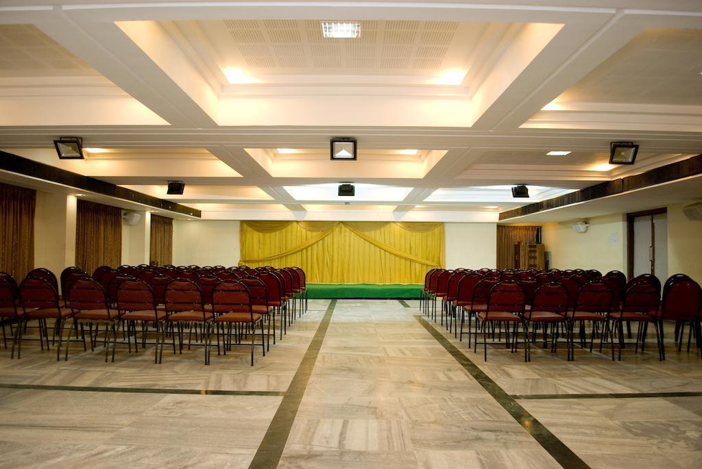 מדוראי Hotel Rajadhane מראה חיצוני תמונה