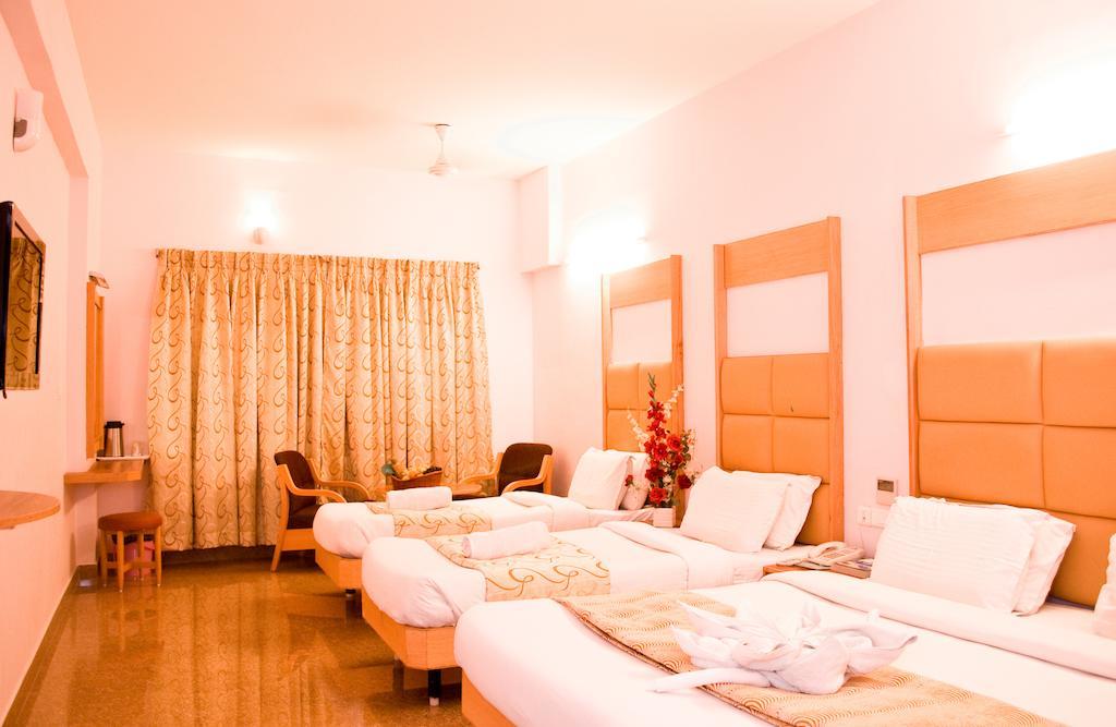מדוראי Hotel Rajadhane מראה חיצוני תמונה