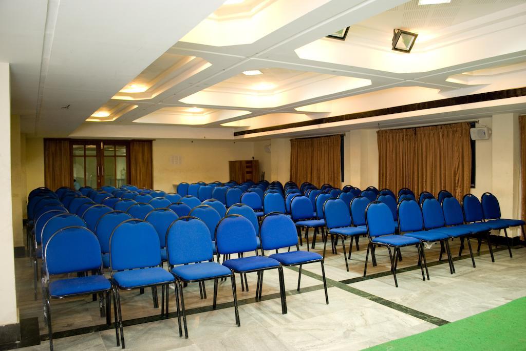 מדוראי Hotel Rajadhane מראה חיצוני תמונה