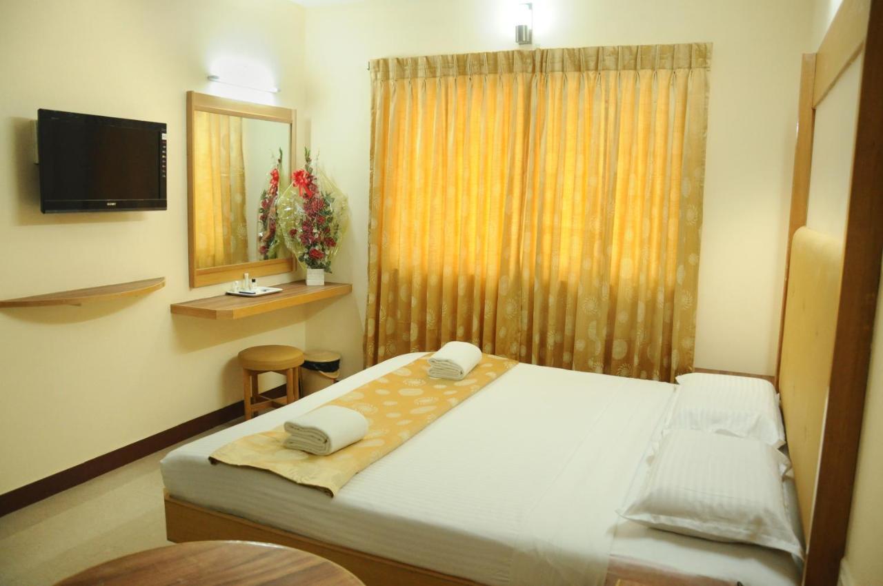 מדוראי Hotel Rajadhane מראה חיצוני תמונה