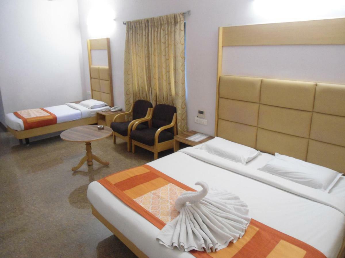 מדוראי Hotel Rajadhane מראה חיצוני תמונה