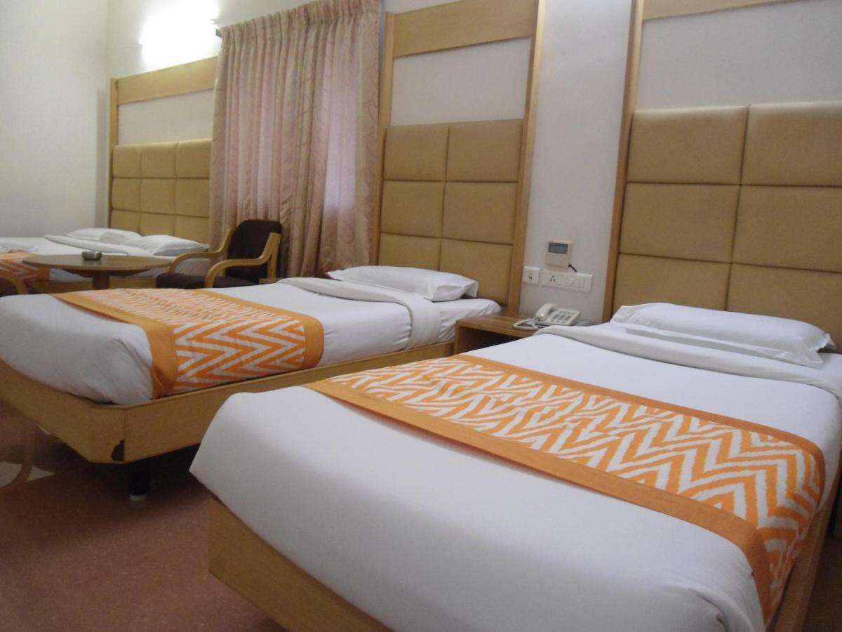 מדוראי Hotel Rajadhane מראה חיצוני תמונה