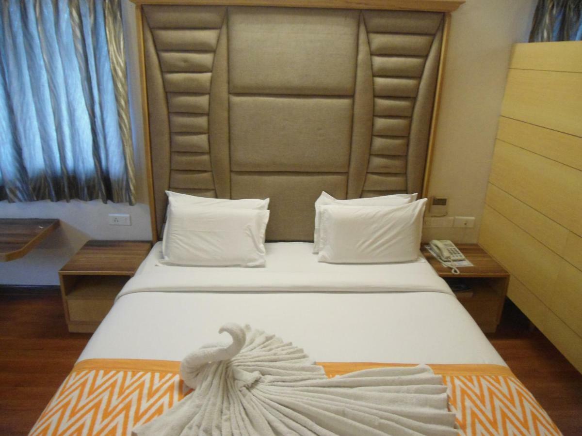 מדוראי Hotel Rajadhane מראה חיצוני תמונה